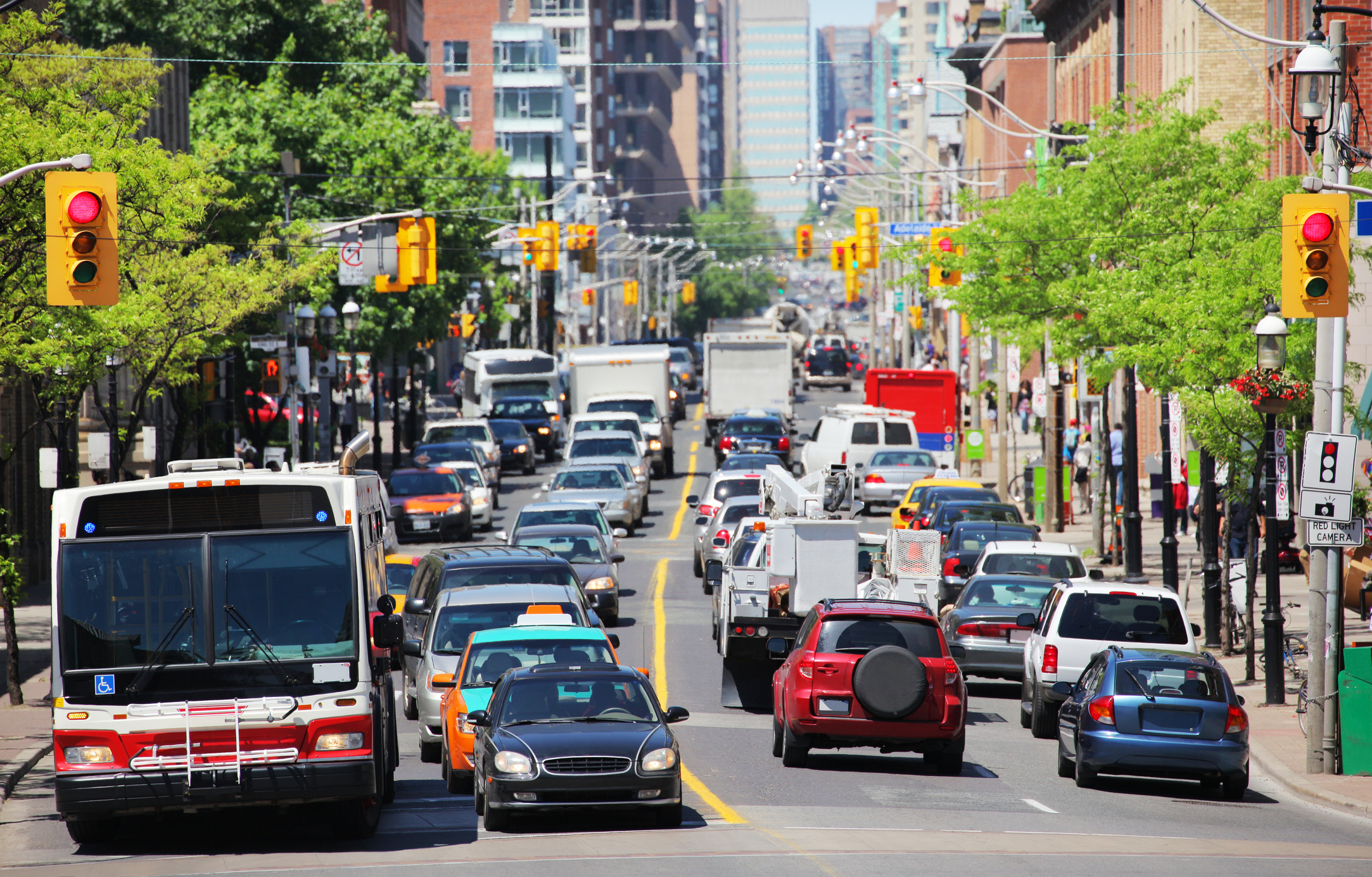 Traffic congestion iStock-184956856